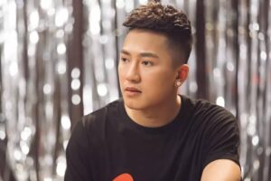 Châu Khải Phong là ai?