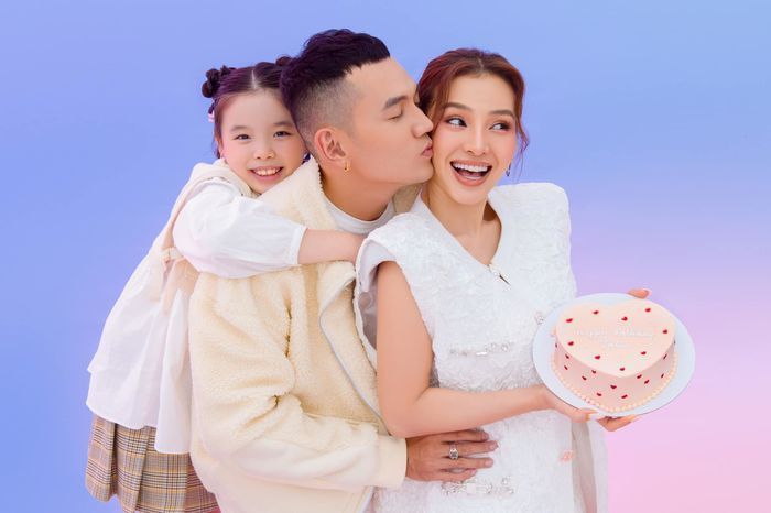 Mối Quan Hệ Văn Minh Với Bố Ruột Của Con Gái