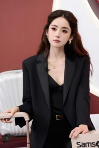 Cổ Lực Na Trát là ai?